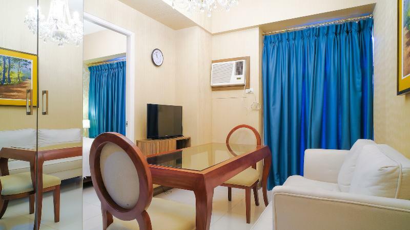 Currency Serviced Suites Pasig City Buitenkant foto