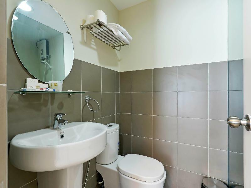 Currency Serviced Suites Pasig City Buitenkant foto